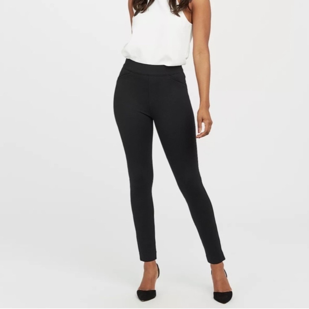 SPANX The Perfect Pant Slim Straight Size Medium Petite Black